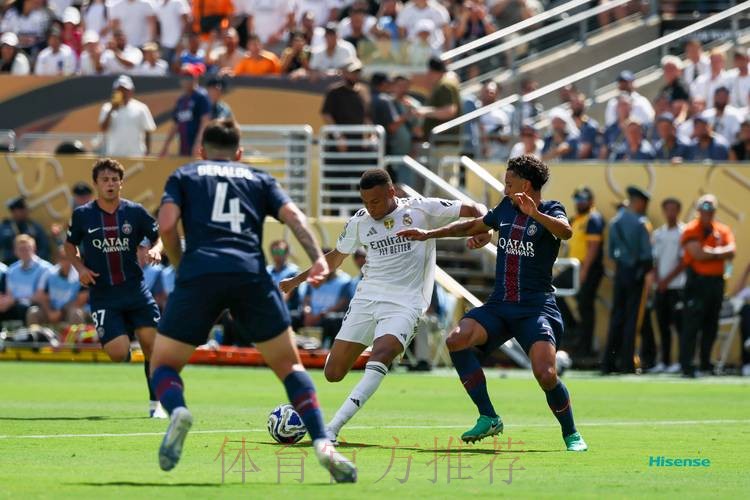 评论员:皇马关注韦斯利完全正确 他两路都能打